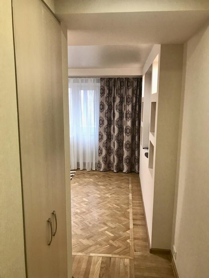 Studio apartment Kiev Buitenkant foto