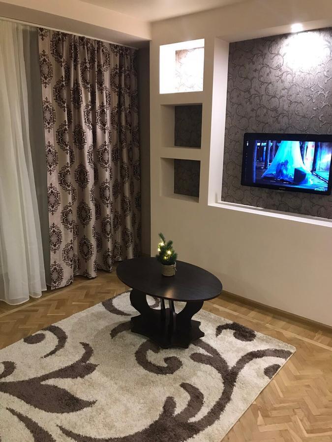 Studio apartment Kiev Buitenkant foto