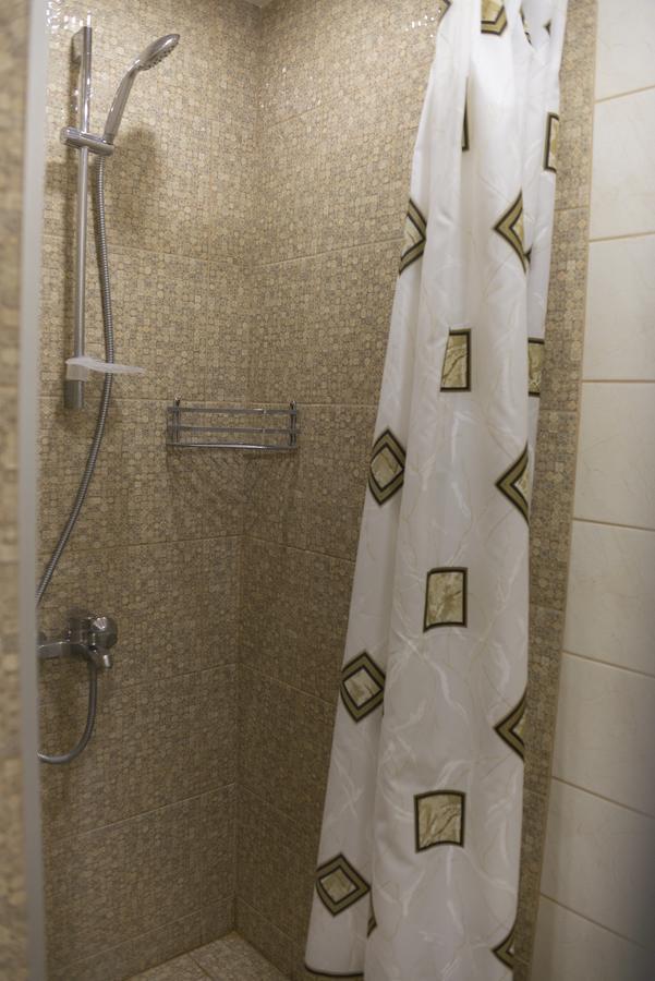 Studio apartment Kiev Buitenkant foto