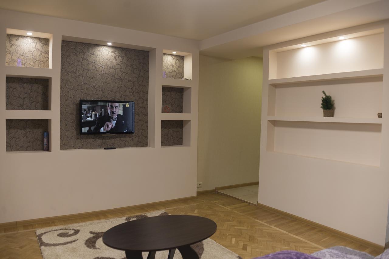 Studio apartment Kiev Buitenkant foto